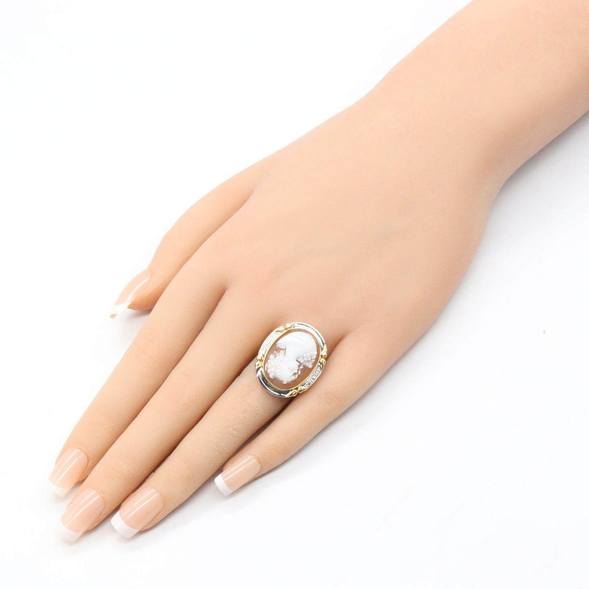 Platinum Cameo Ring – image 9