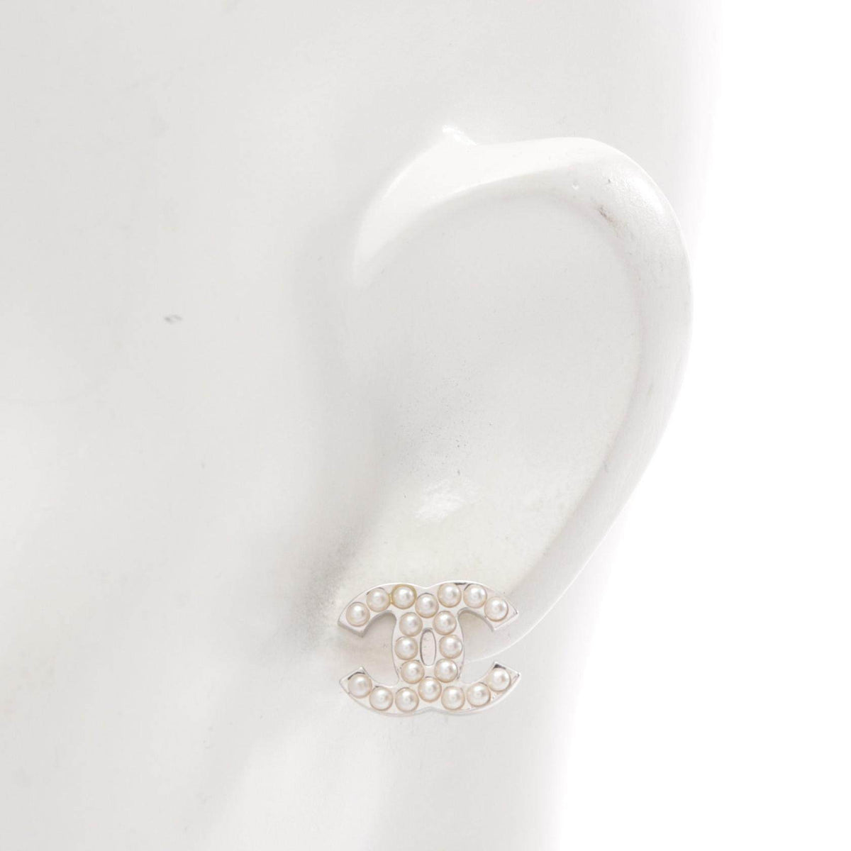 Chanel Coco Mark Brass Earrings – back and fastening