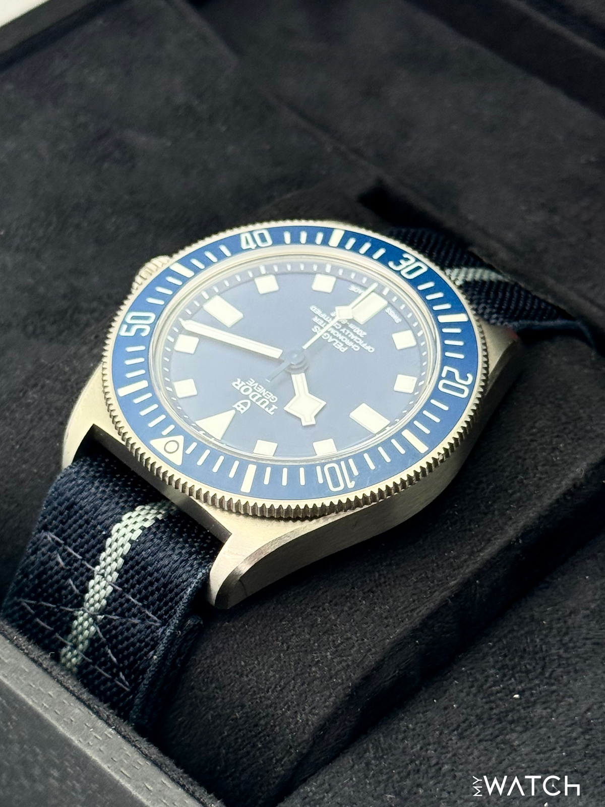 Tudor Pelagos FXD 42mm 25707B/22 Titanium Blue Dial – box and papers