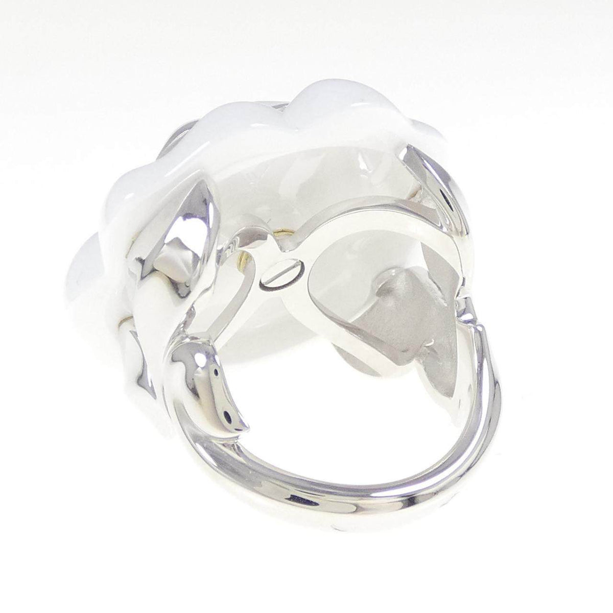 Chanel Camellia Large 18K White Gold Diamond Ring – top view