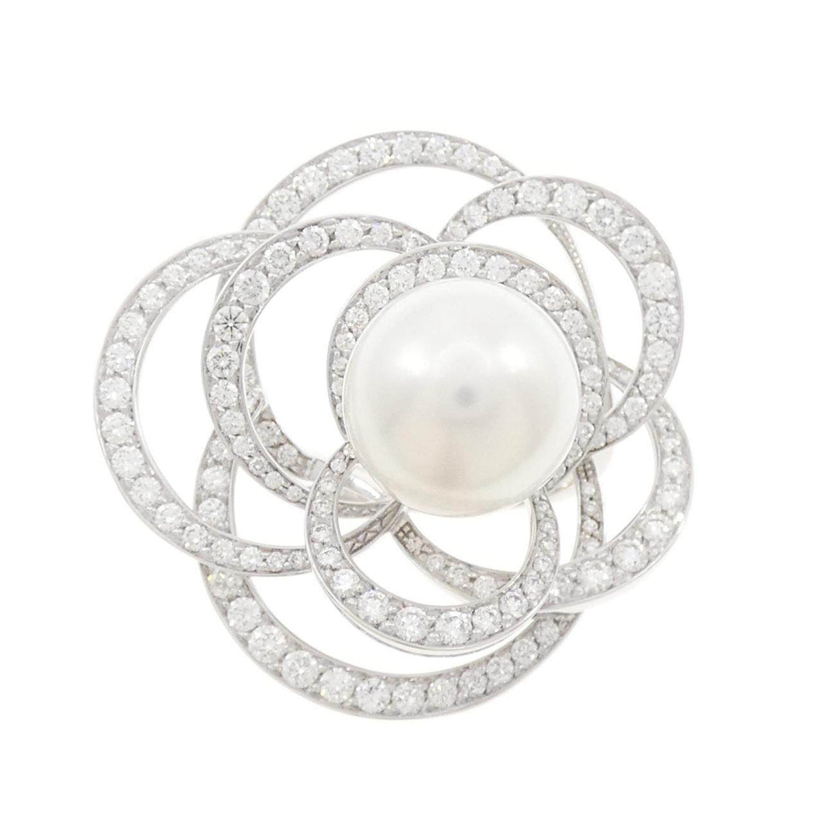 Chanel Camelia 18K White Gold Diamond Pearl Ring – side view