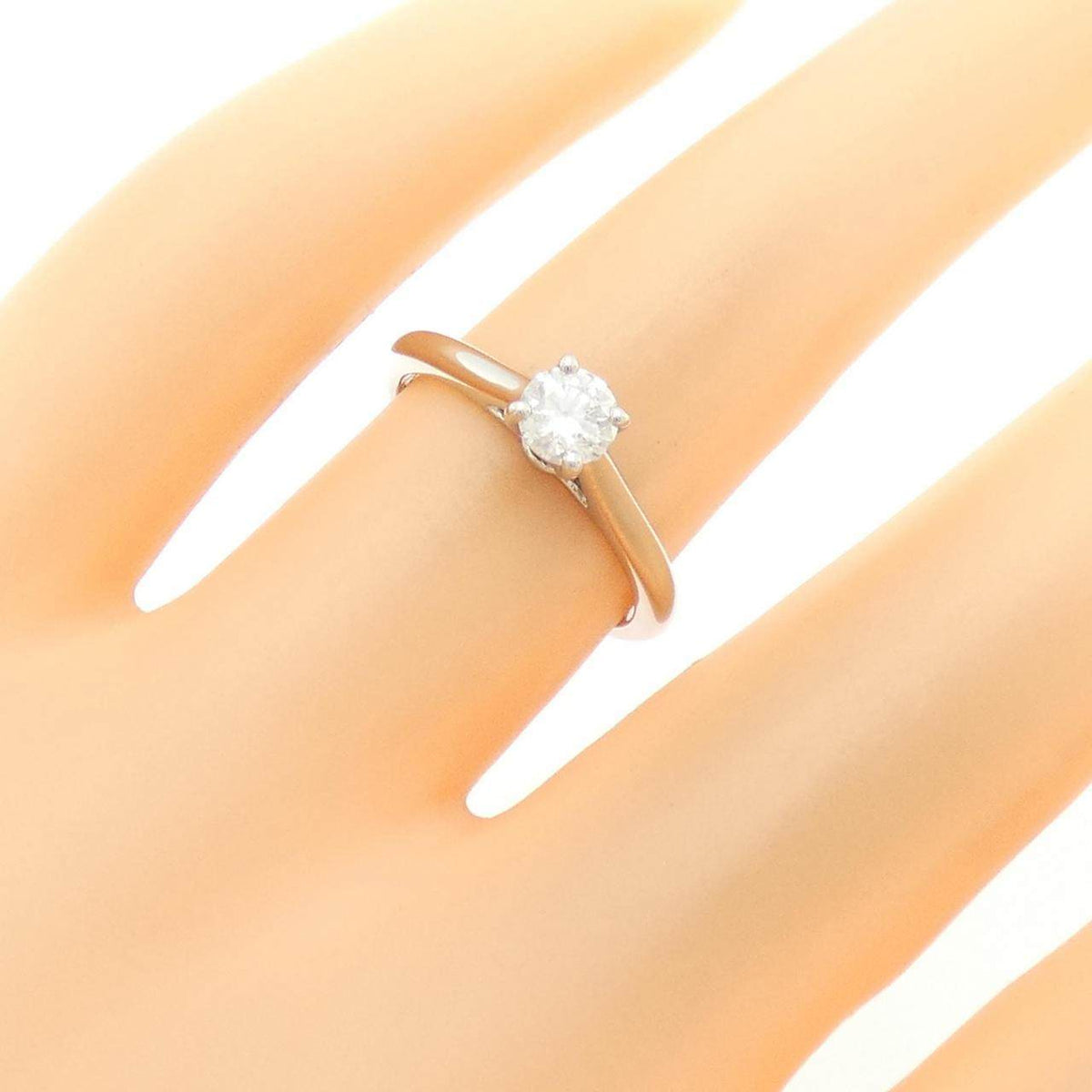 Cartier 1895 Platinum Diamond Solitaire Ring – packaging