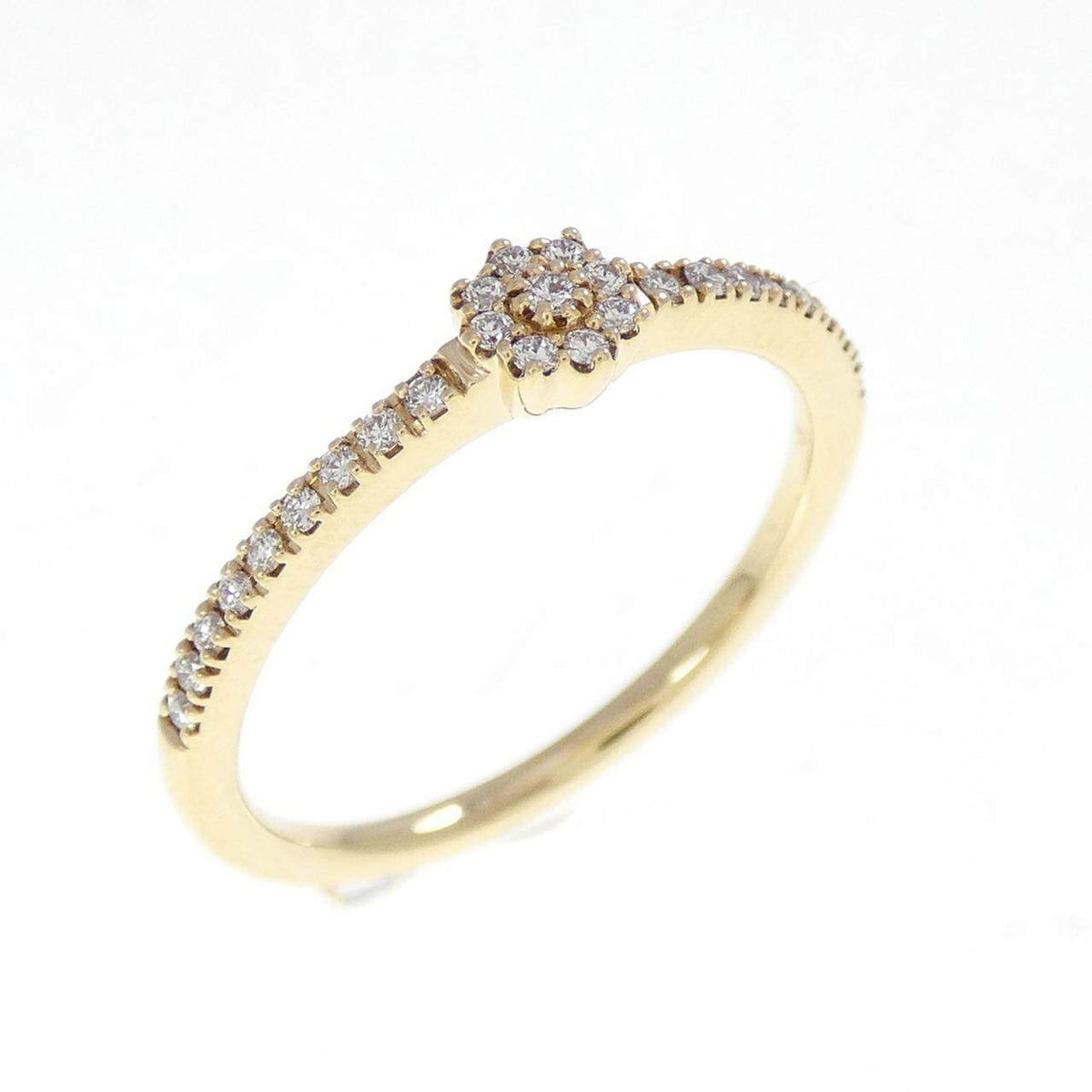 Bellesiora 18K Yellow Gold Diamond Ring – front view