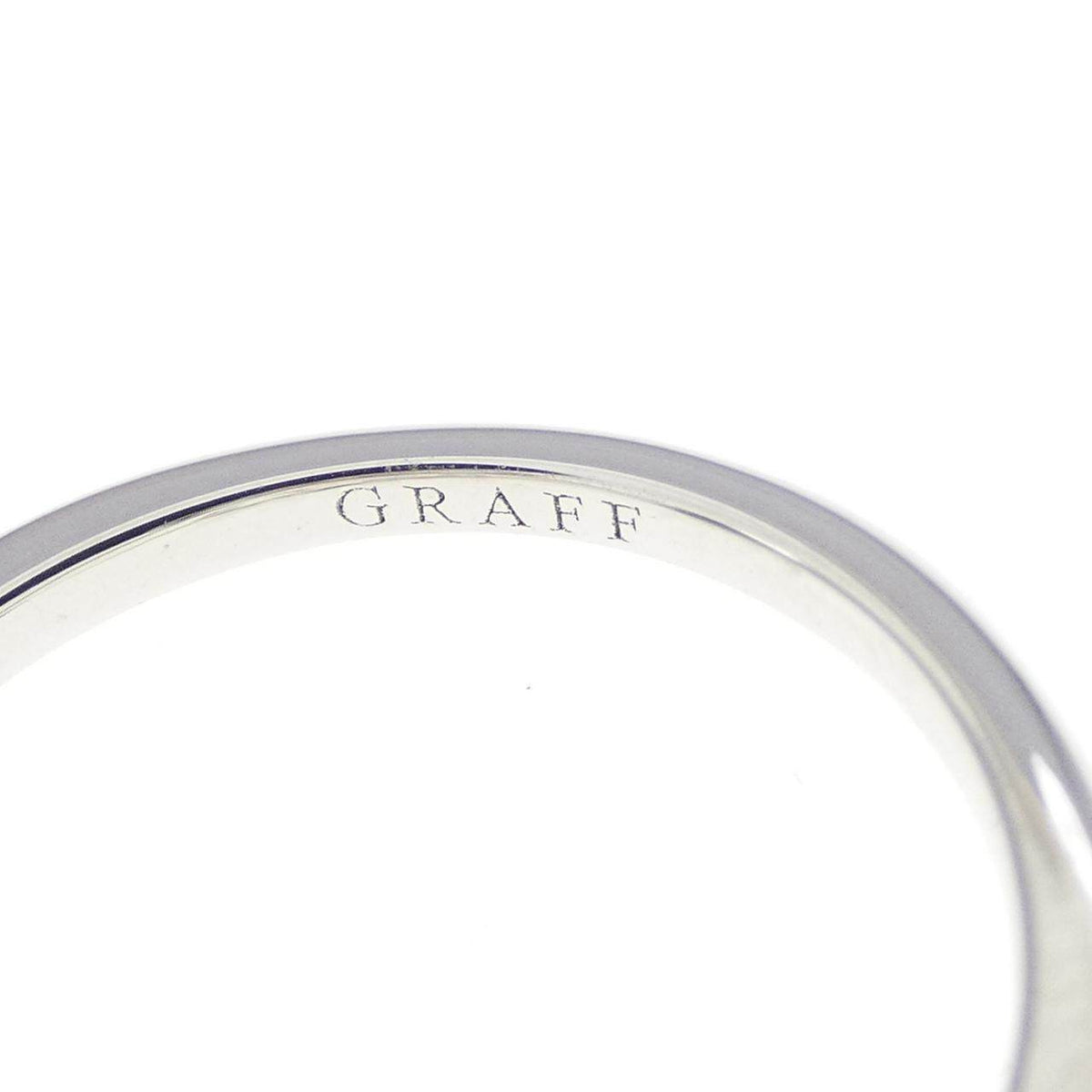 Graff Butterfly Silhouette Mini 18K White Gold Diamond Ring – inside band