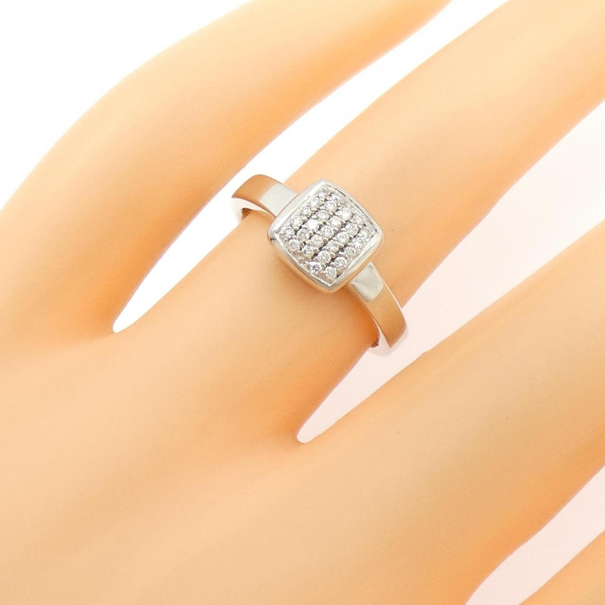 Luziada 18K White Gold Diamond Ring – packaging