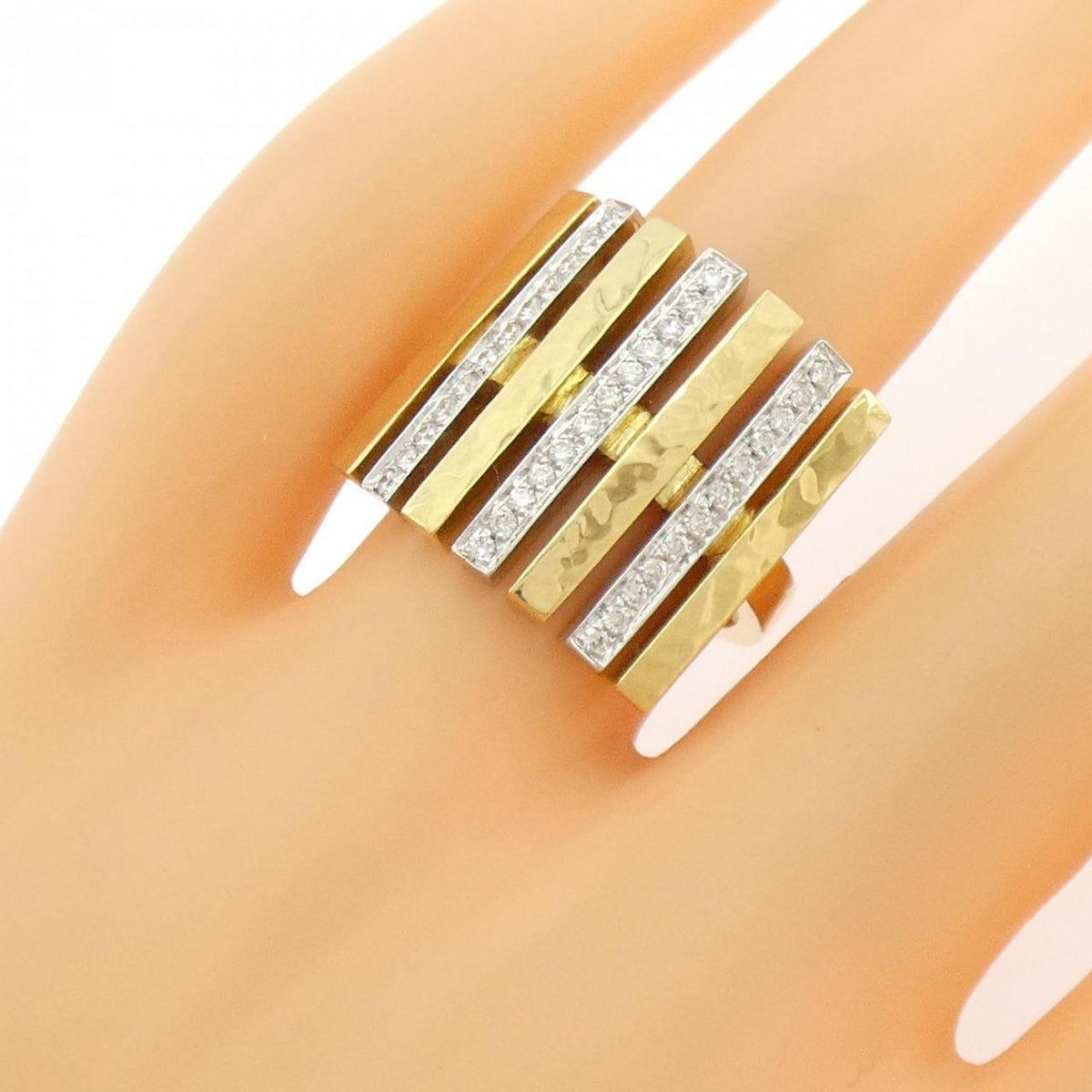 Torrini 18K Yellow Gold Diamond Ring – packaging