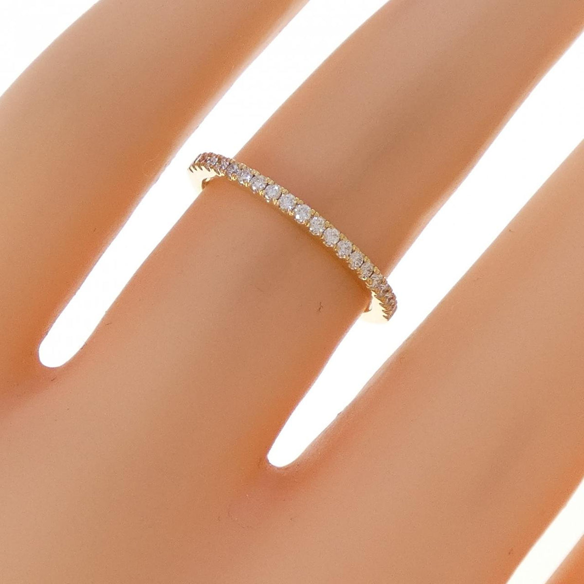 Ahkah Tina 18K Yellow Gold Diamond Ring – packaging