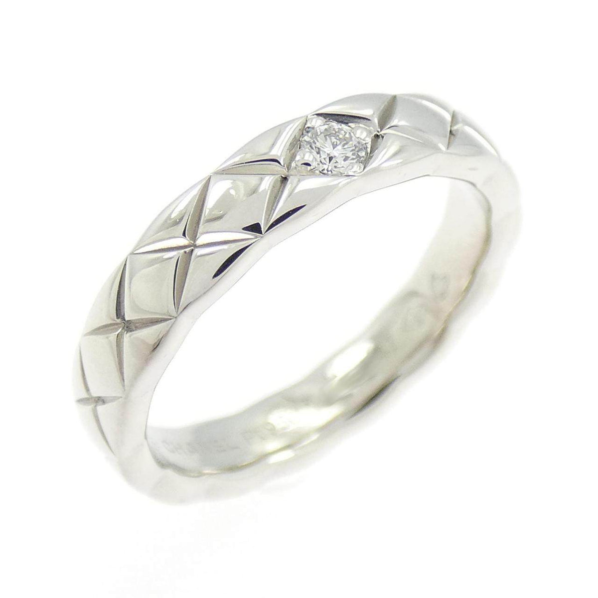 Chanel Coco Crush Platinum Diamond Ring – front view