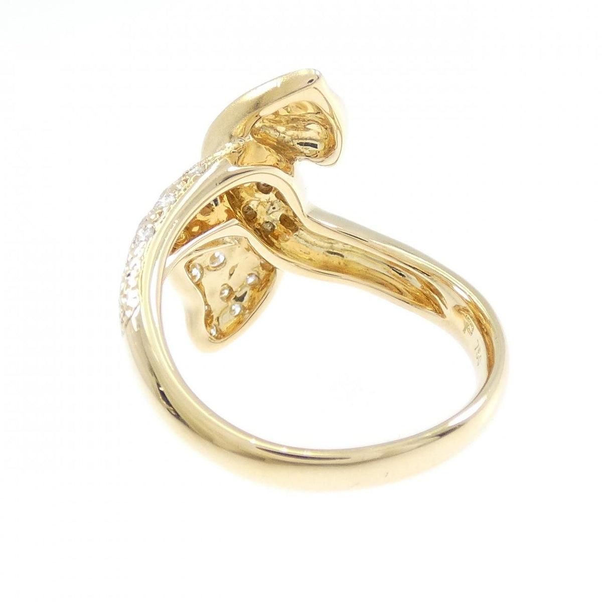Pola 18K Yellow Gold Diamond Ring – top view