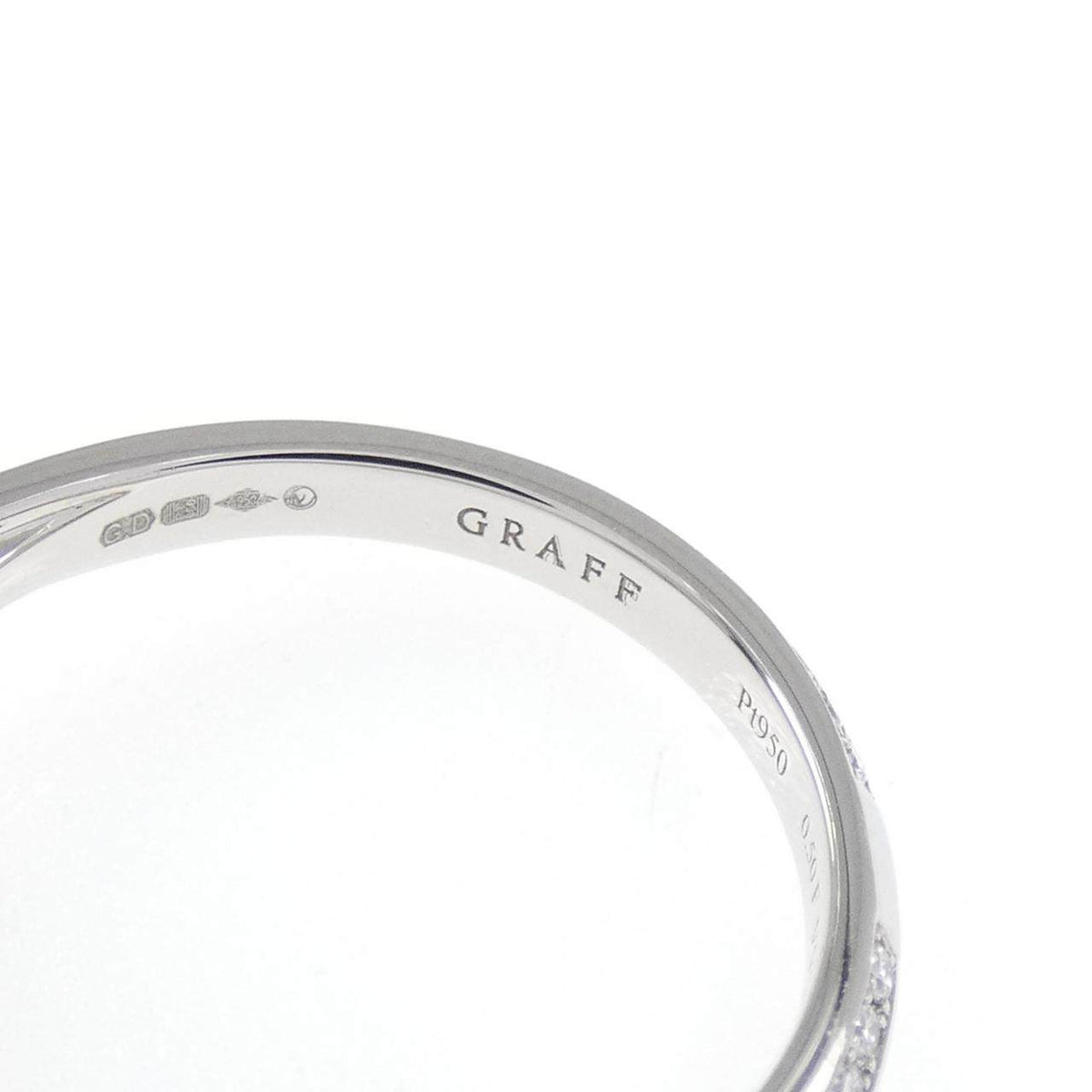 Graff Legacy Platinum Diamond Ring – inside band