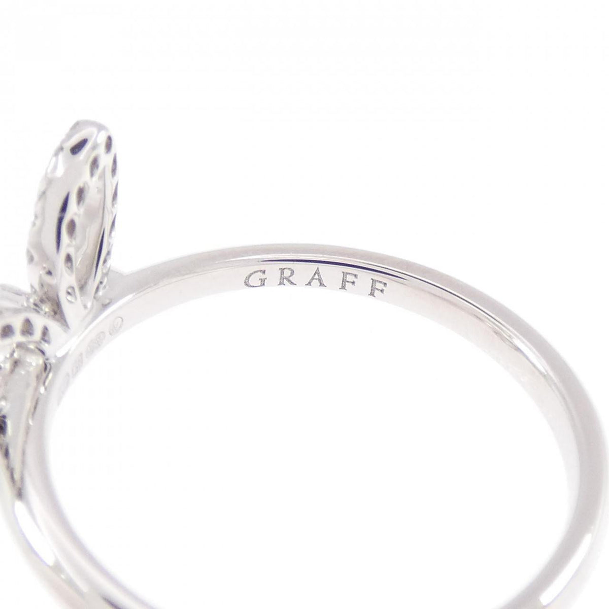 Graff Mini Butterfly Silhouette 18K White Gold Diamond Ring – inside band