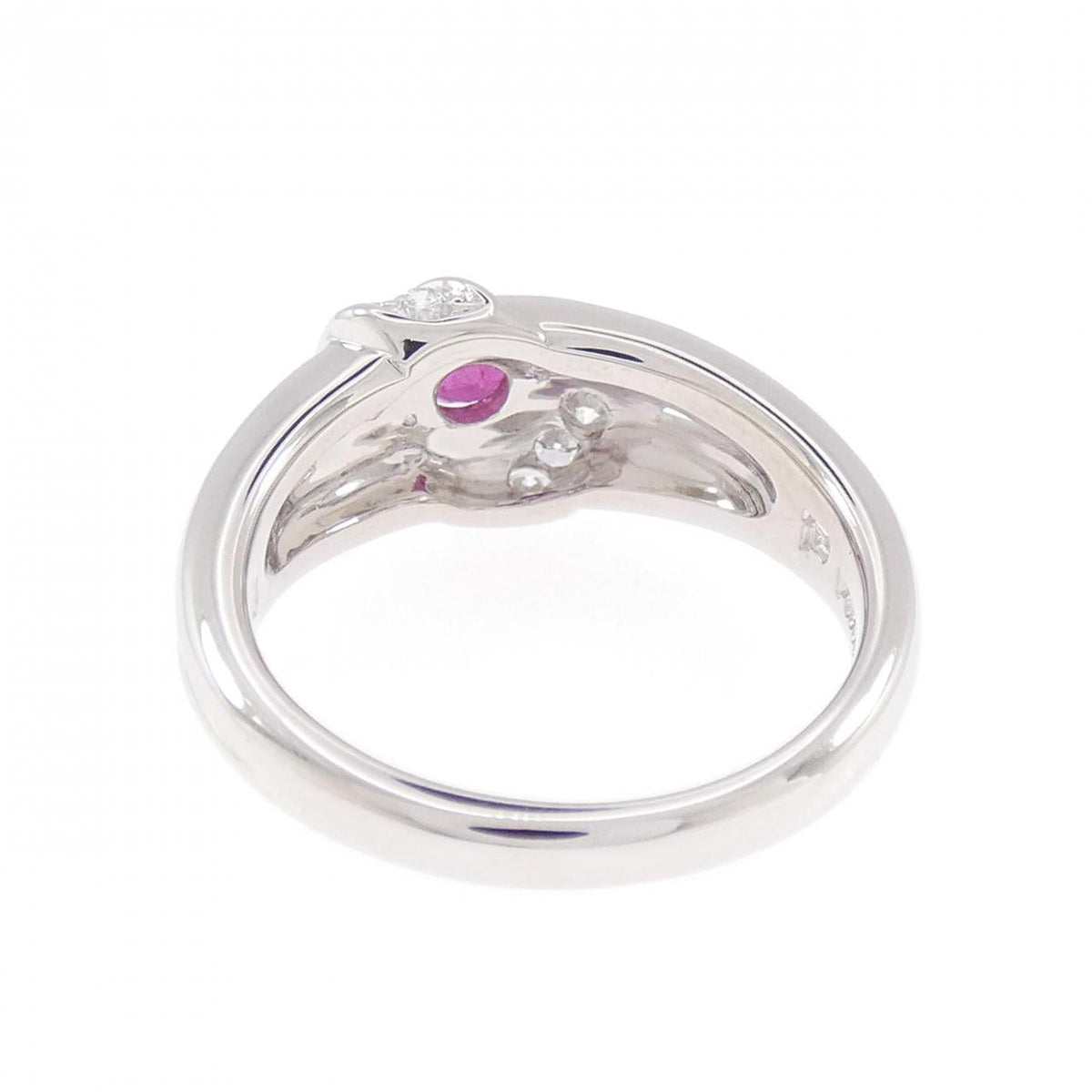 Pola Platinum Diamond Ruby Ring – top view