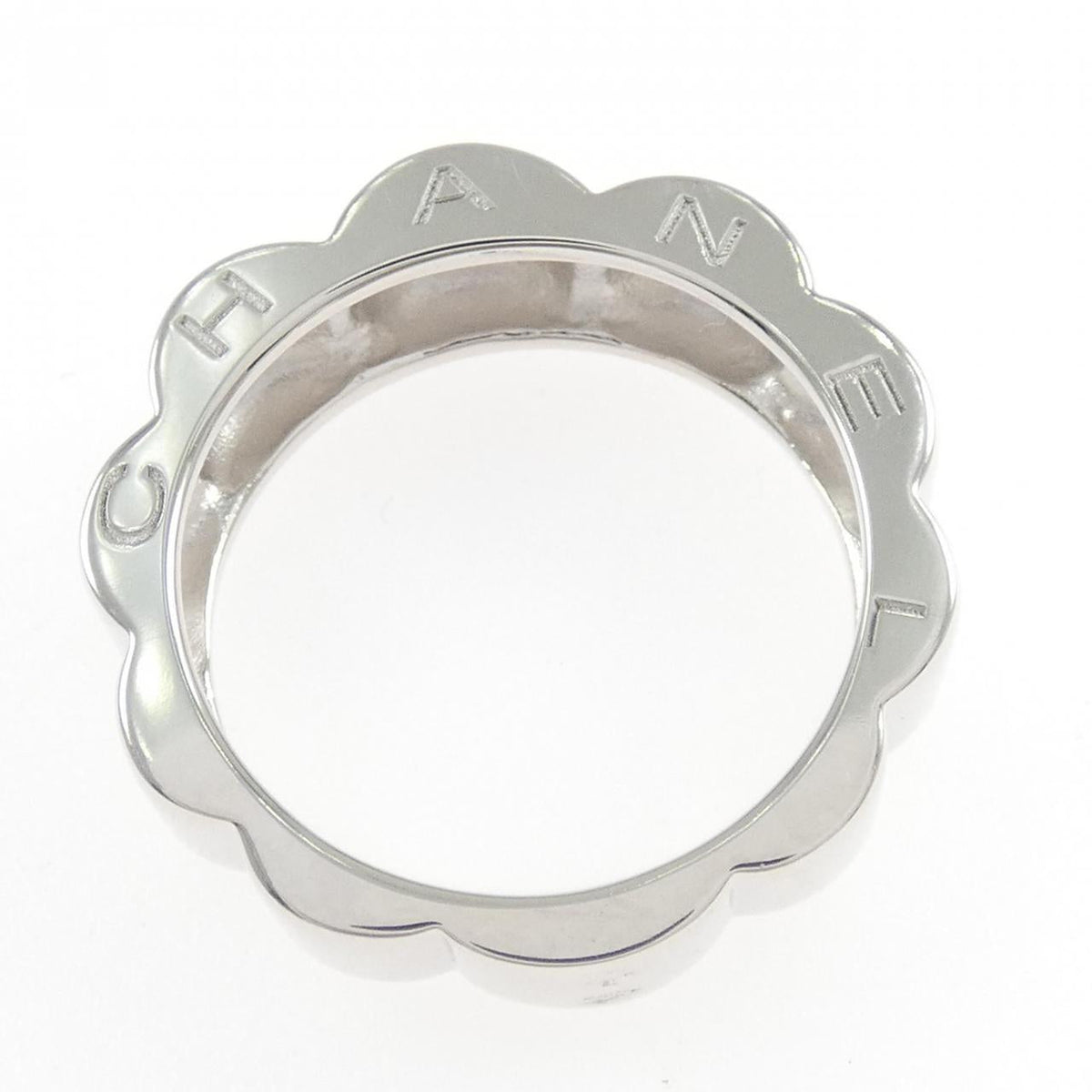 Chanel Profil De Camelia 18K White Gold Ring – inside band