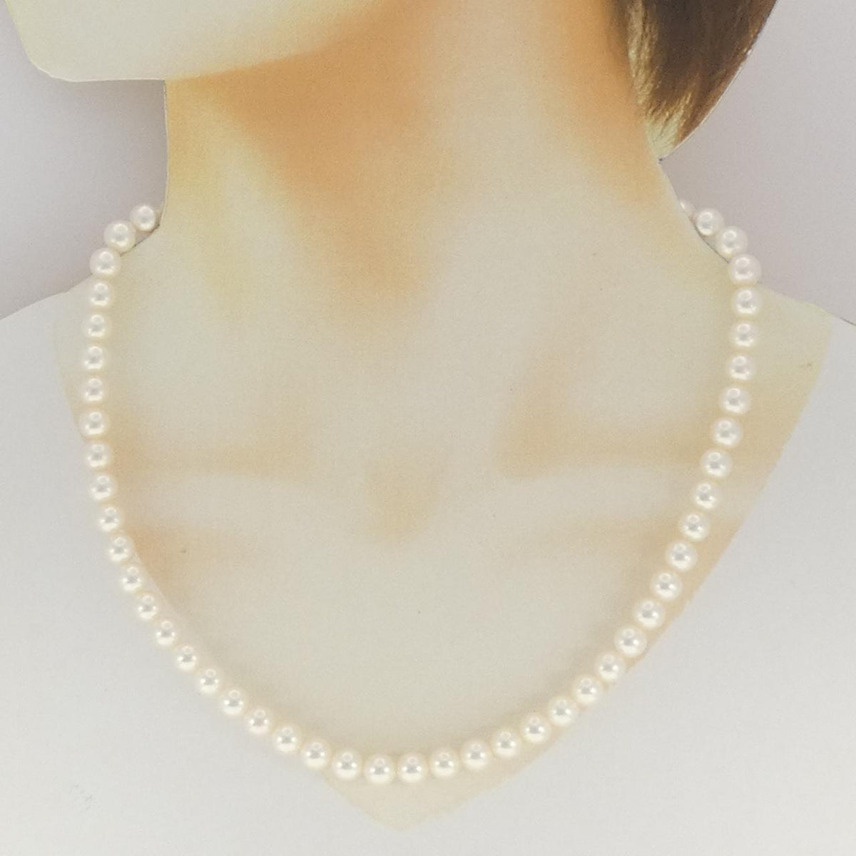 Tasaki Sterling Silver Akoya Pearl Necklace – packaging