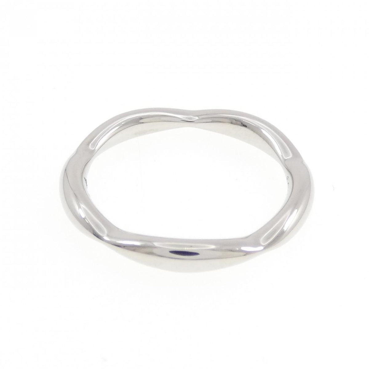 Chanel Camelia Platinum Diamond Ring – top view