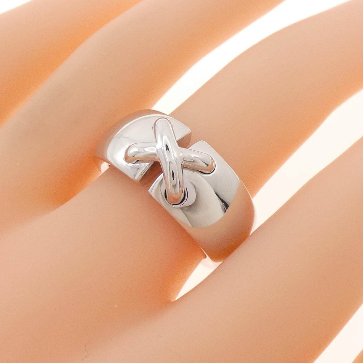 Chaumet Liens 18K White Gold Ring – packaging