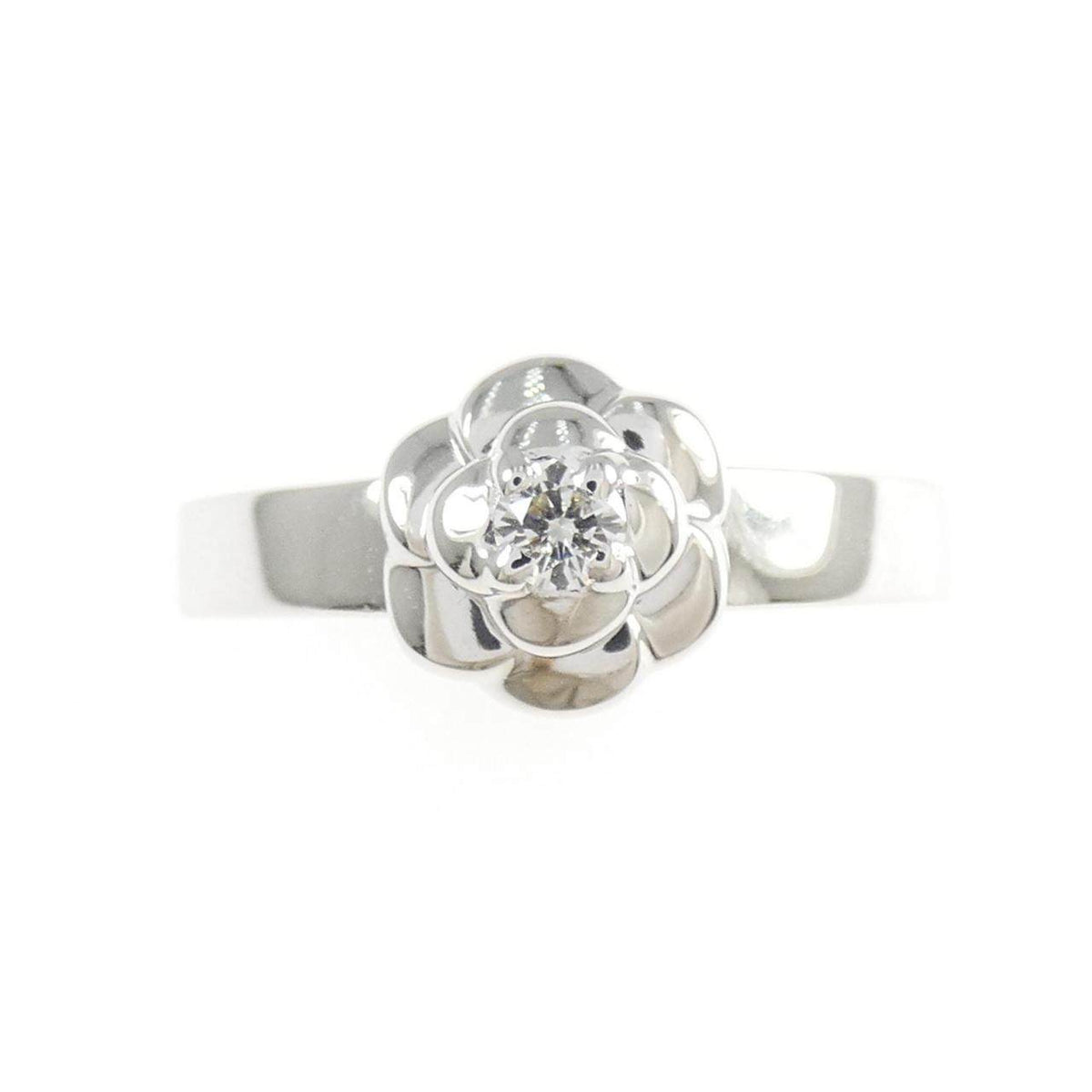 Chanel Camelia 18K White Gold Diamond Ring – side view