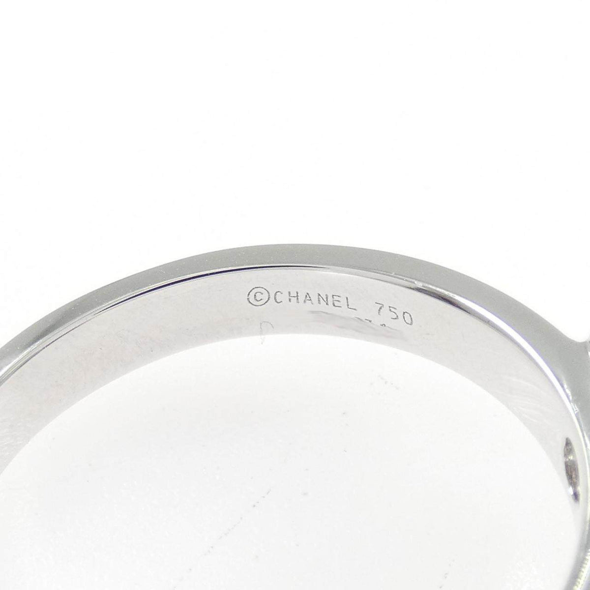 Chanel Camelia 18K White Gold Diamond Ring – inside band