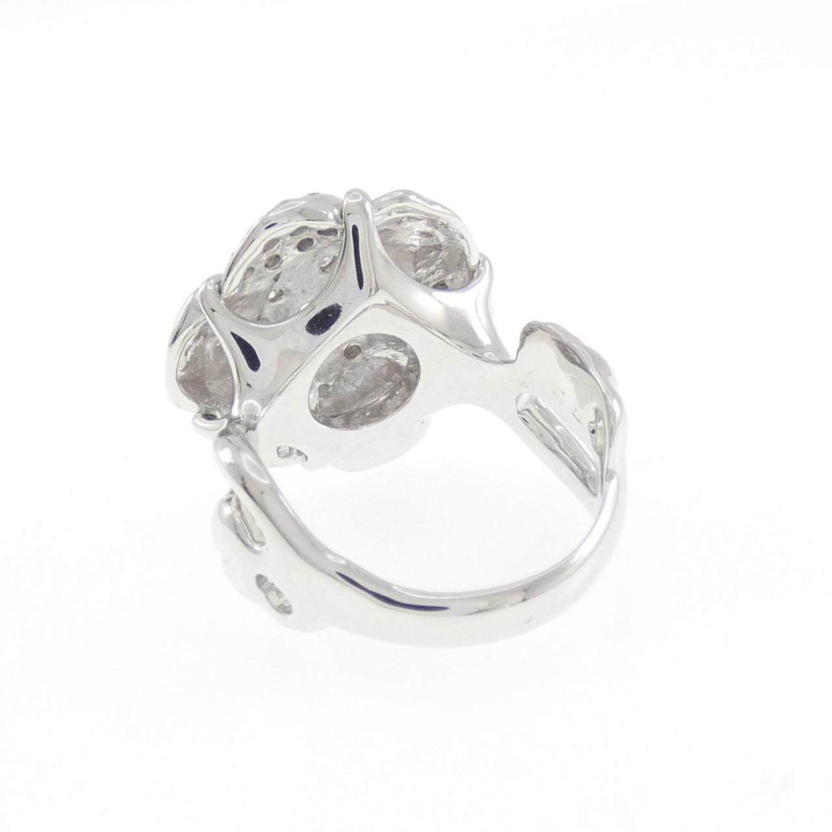 Chanel Camelia 18K White Gold Diamond Ring – top view