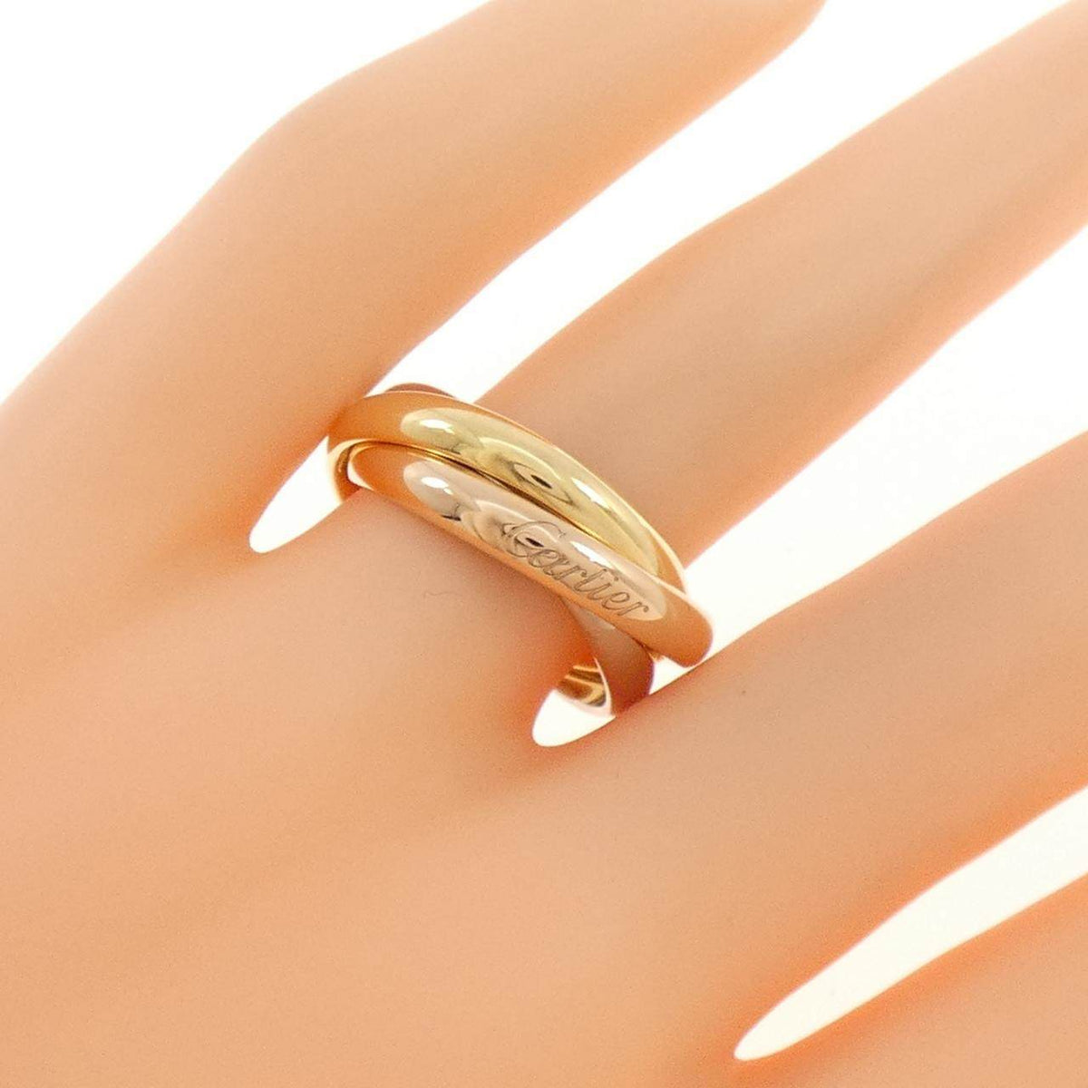 Cartier Trinity Three 18K Yellow Gold Ring – packaging
