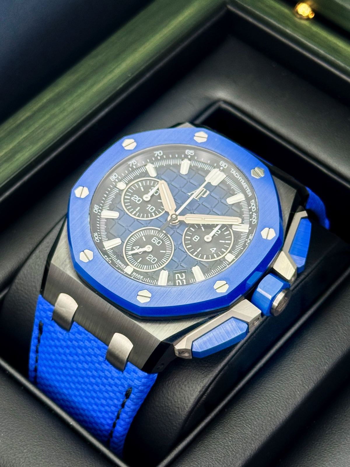 Audemars Piguet Royal Oak Offshore Chrono 43mm 26420CE Ceramic Blue Dial – case back