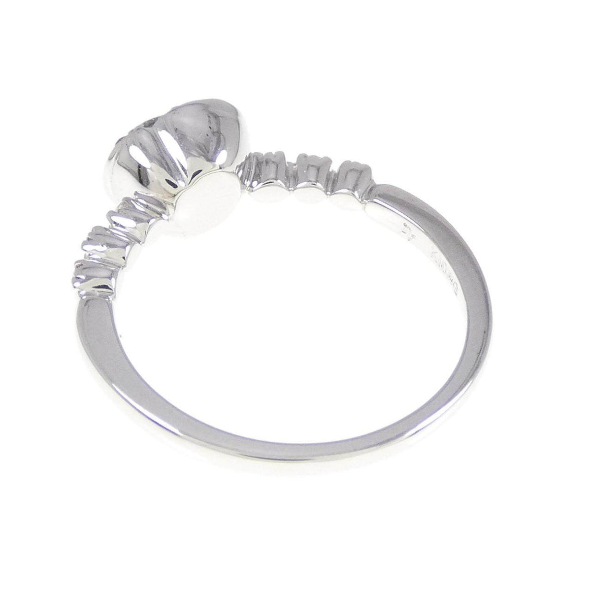 Ponte Vecchio 18K White Gold Black Diamond Ring – top view