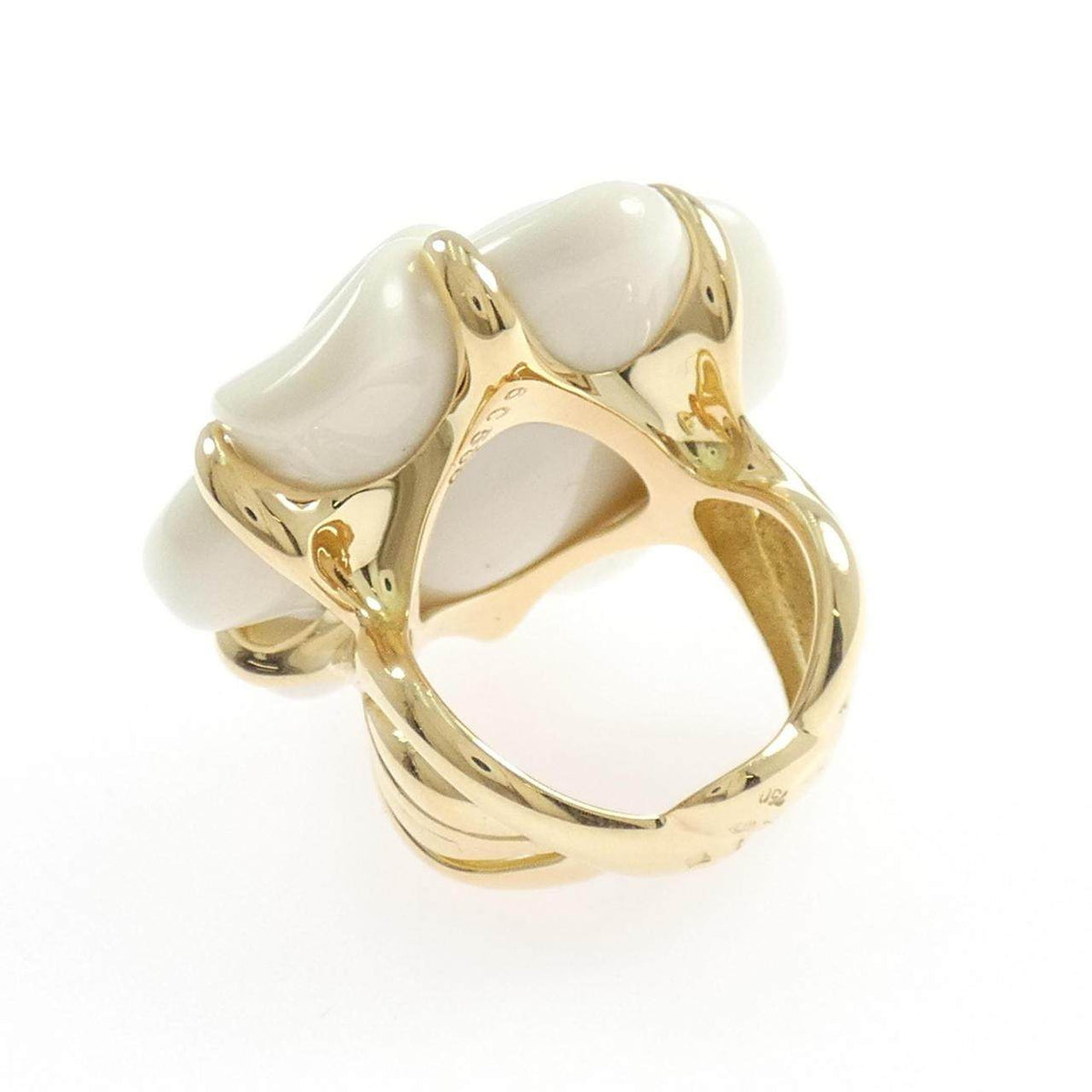 Chanel Camellia 18K Yellow Gold Diamond Ring – top view