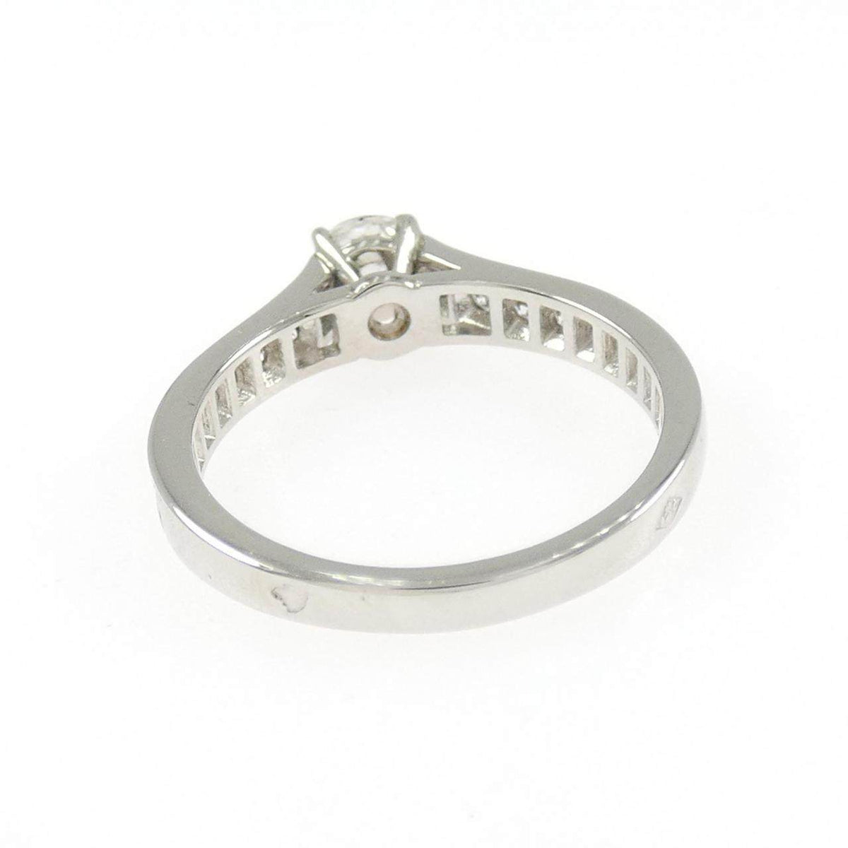 Cartier 1895 Platinum Diamond Solitaire Ring – top view