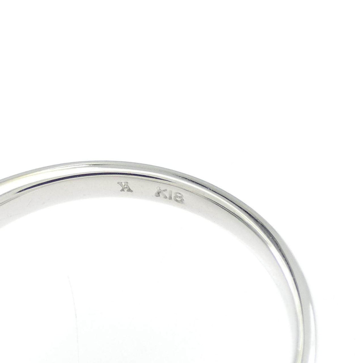 Vendome Aoyama 18K White Gold Diamond Malachite Ring – inside band