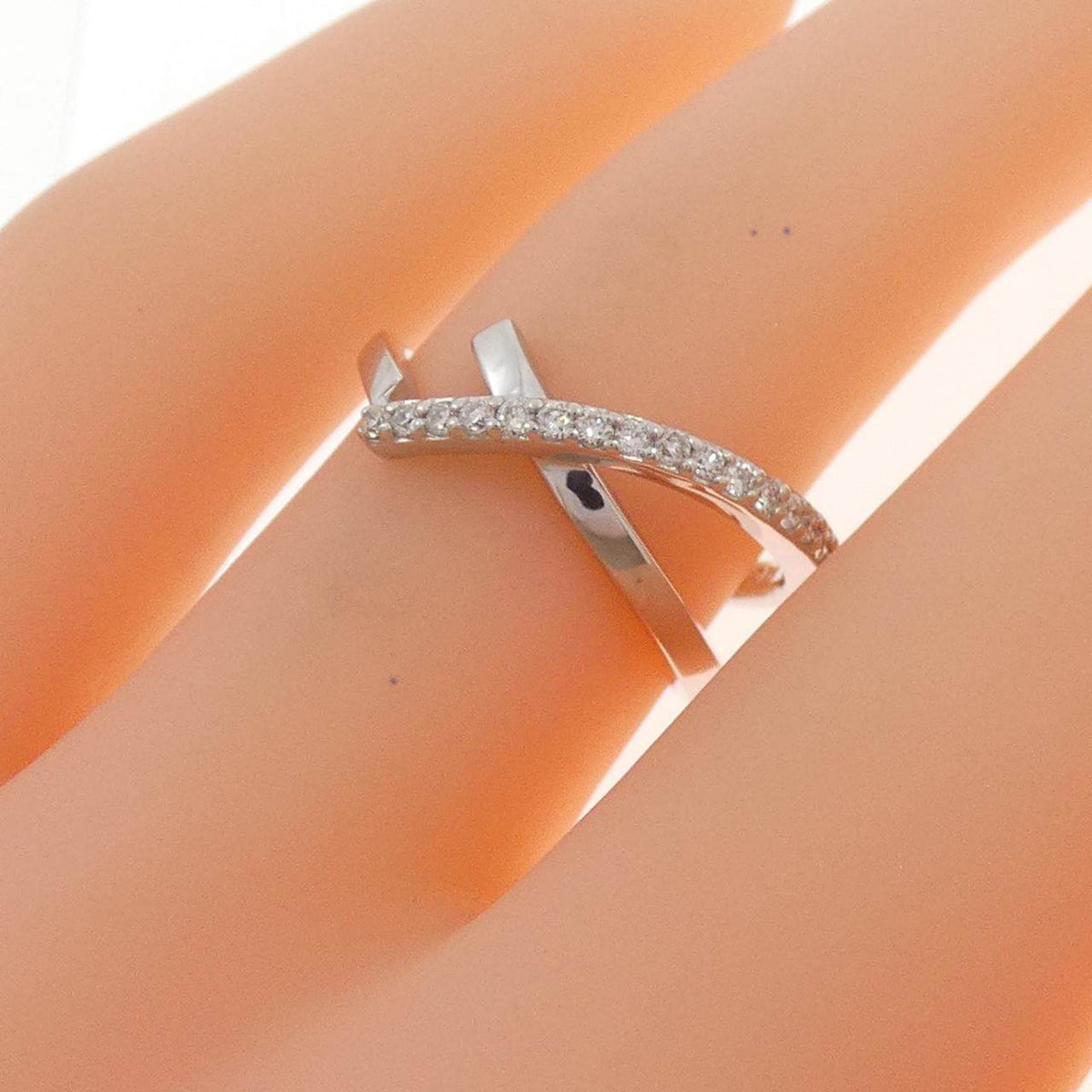 Star Jewelry 18K White Gold Diamond Ring – packaging