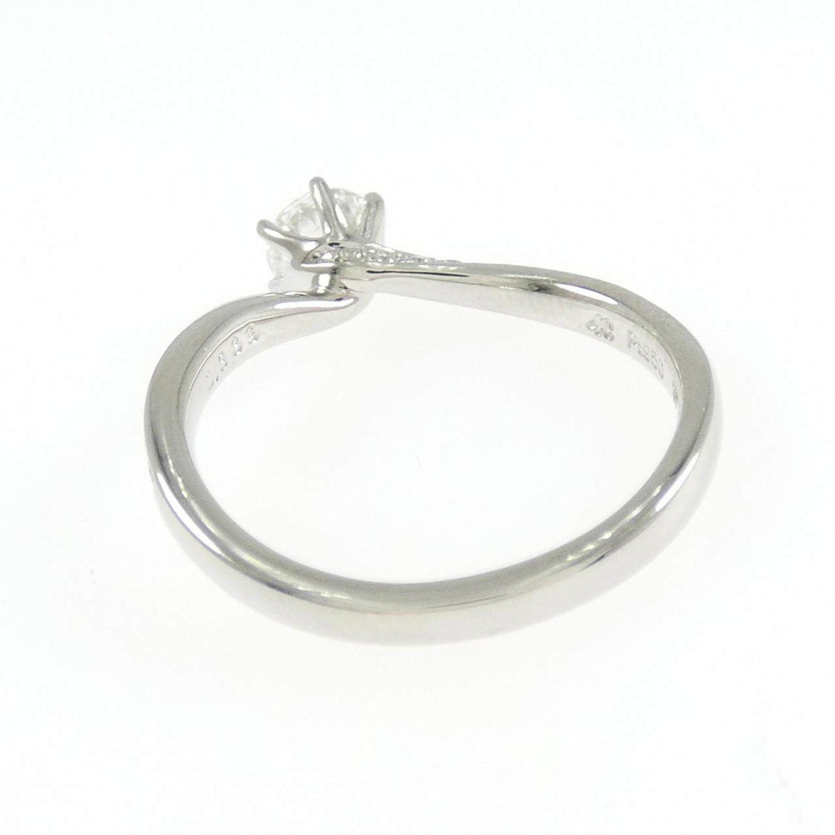 Platinum 4C Diamond Ring – top view