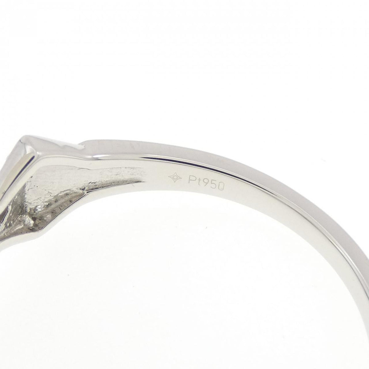 GSTV Platinum Diamond Ring – inside band