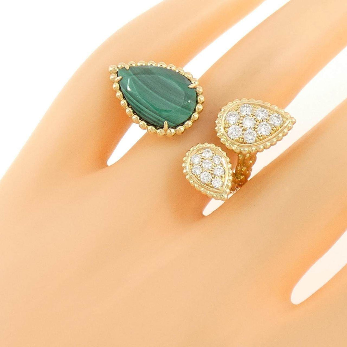 Boucheron Serpent Boheme 18K Yellow Gold Diamond Malachite Ring – packaging