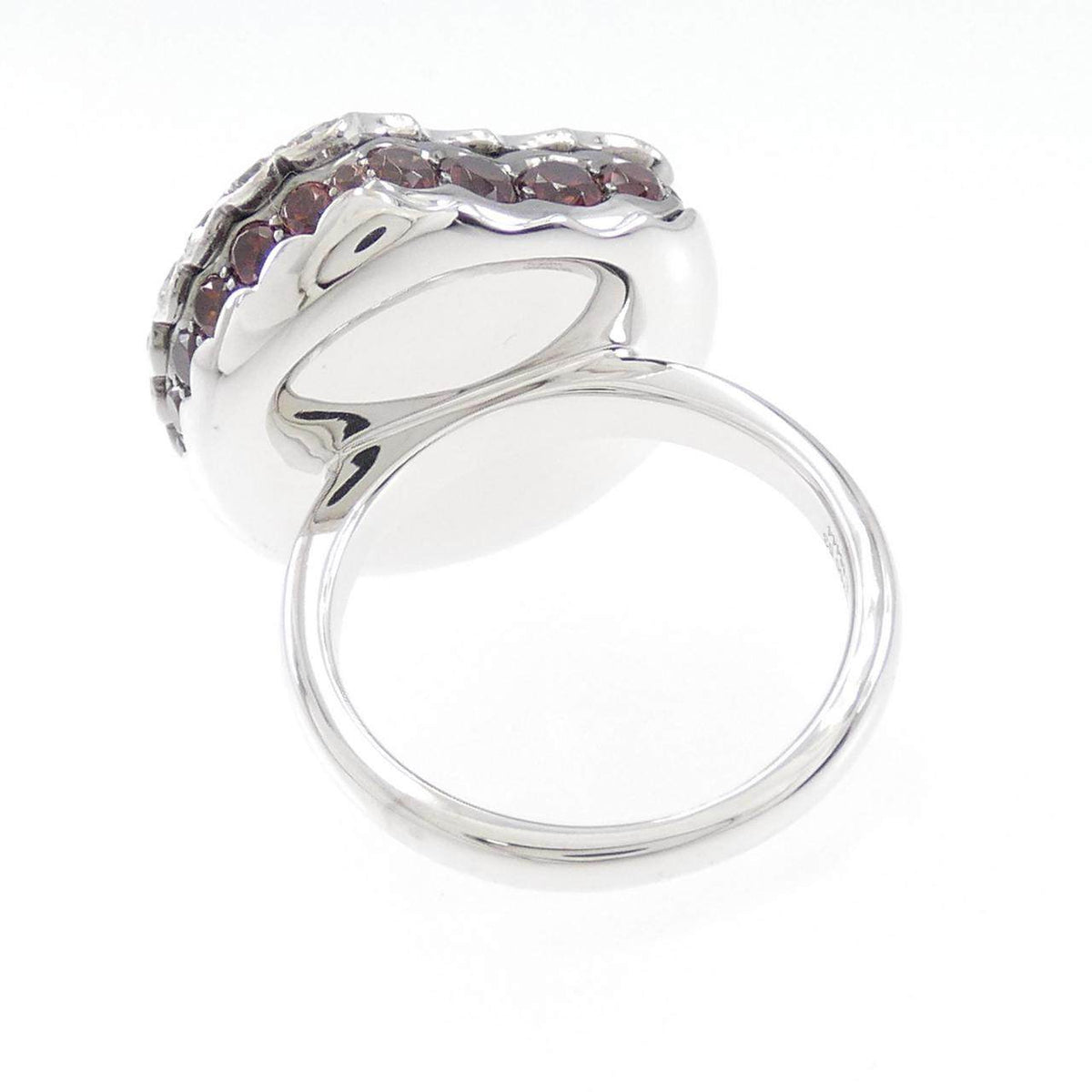 Boucheron Tantation Macaron 18K White Gold Diamond Garnet Ring – top view