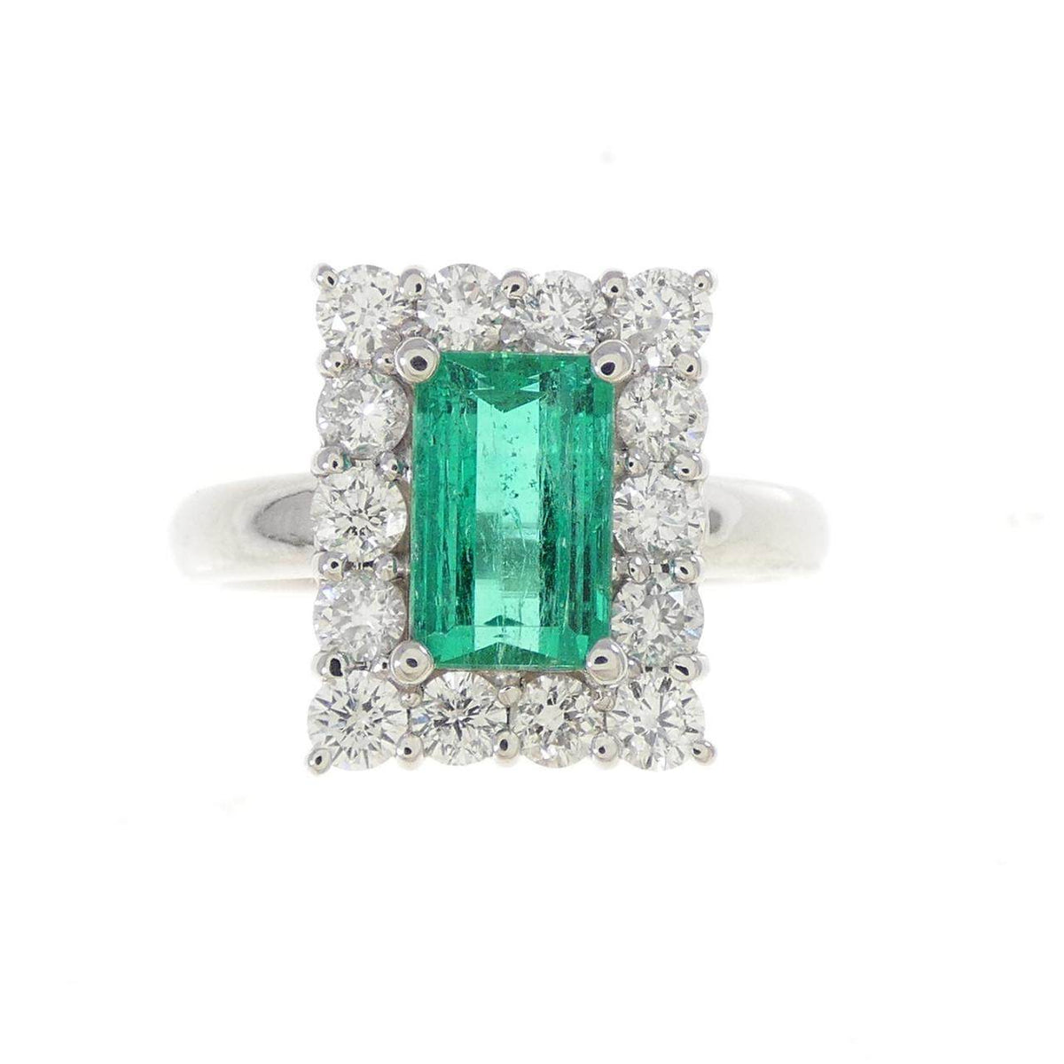 Platinum Diamond Emerald Ring – side view