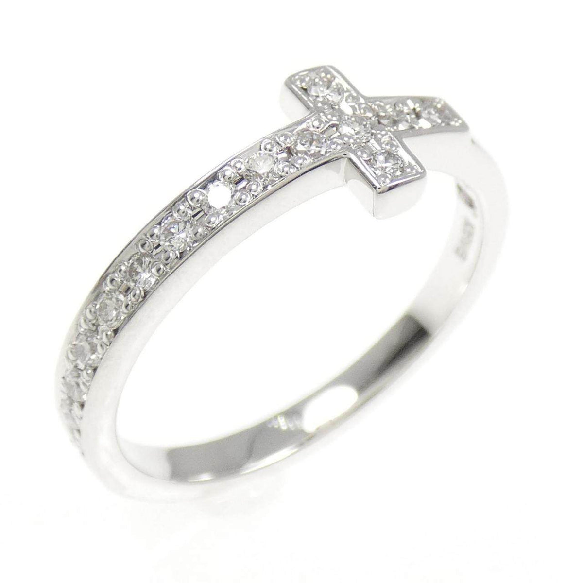 18K White Gold Diamond Ring – front view
