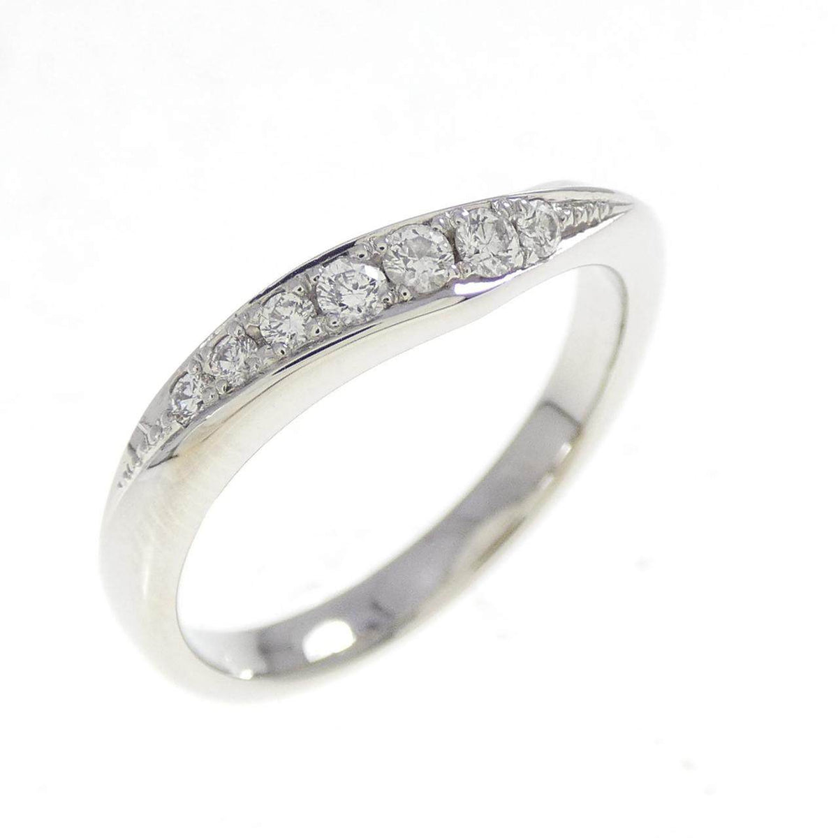 Platinum Diamond Sapphire Ring – front view