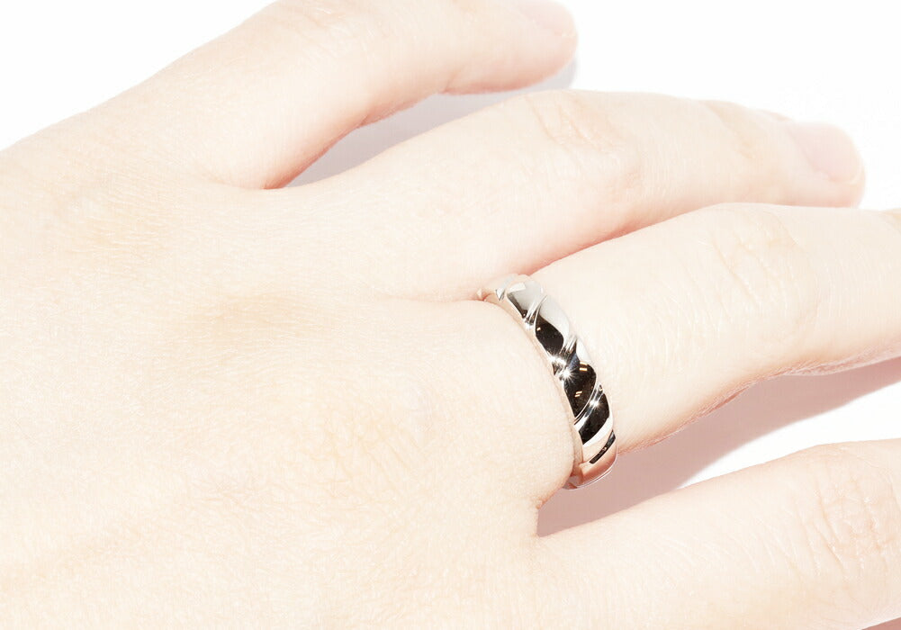 Chaumet Torsade De Chaumet Platinum Ring – packaging