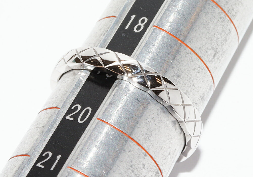 Chanel Coco Crush 18K White Gold Ring – side view