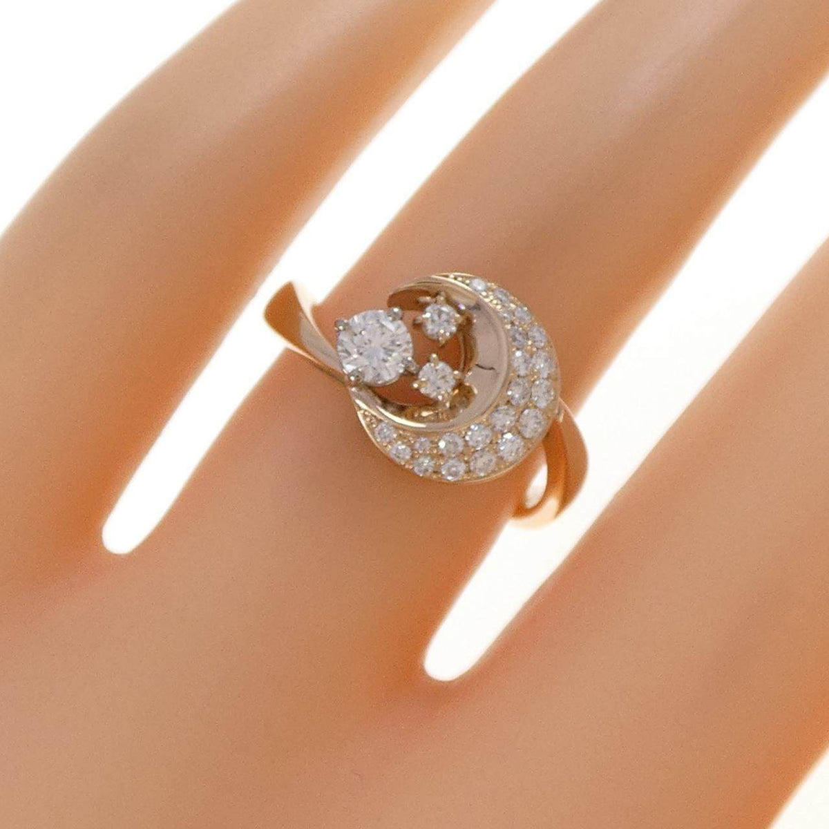 18K White Gold Sahberk Namib Diamond Ring – packaging
