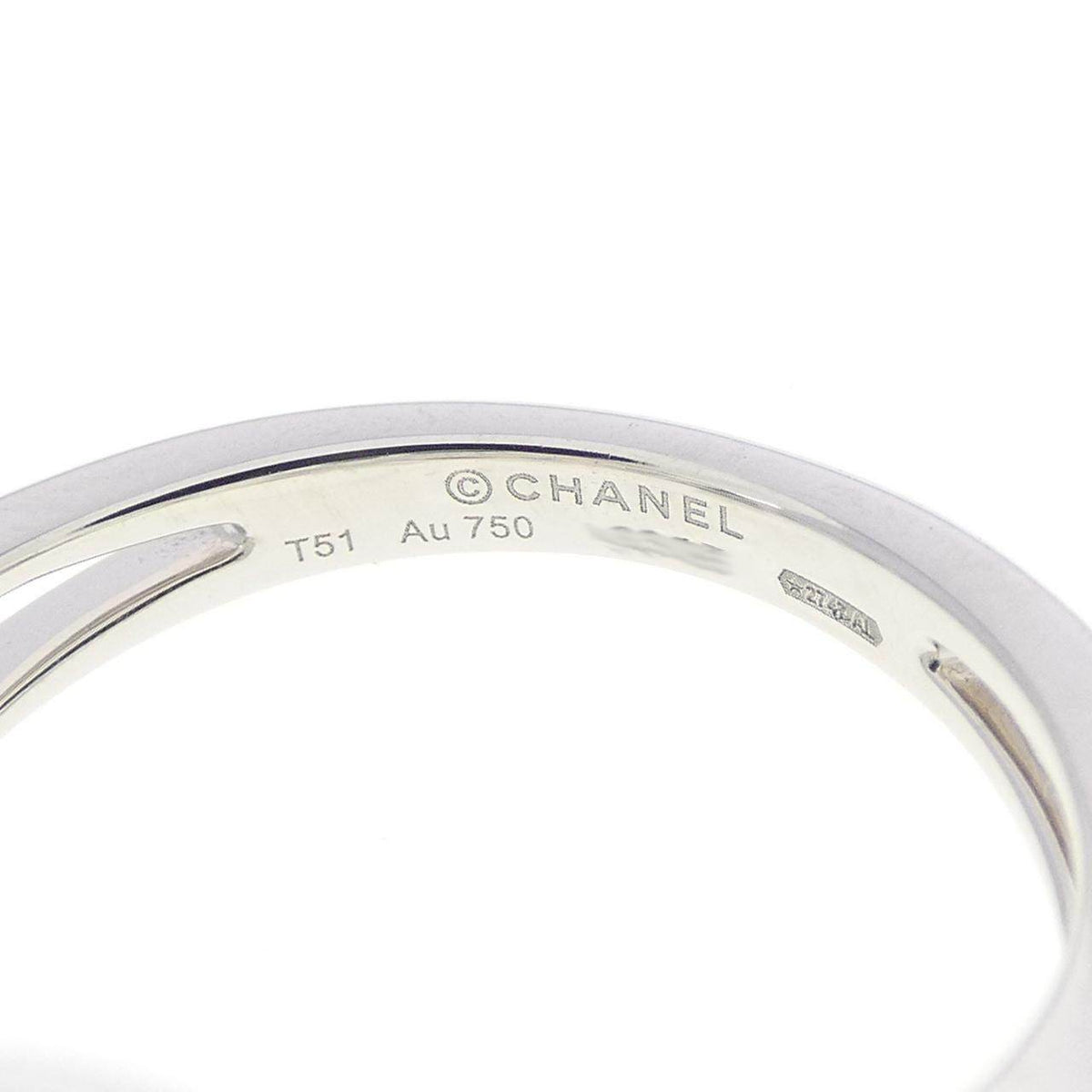 Chanel Camelia 18K White Gold Diamond Ring – inside band