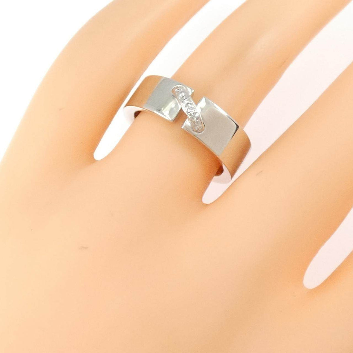 Chaumet Liens Small 18K White Gold Diamond Ring – packaging