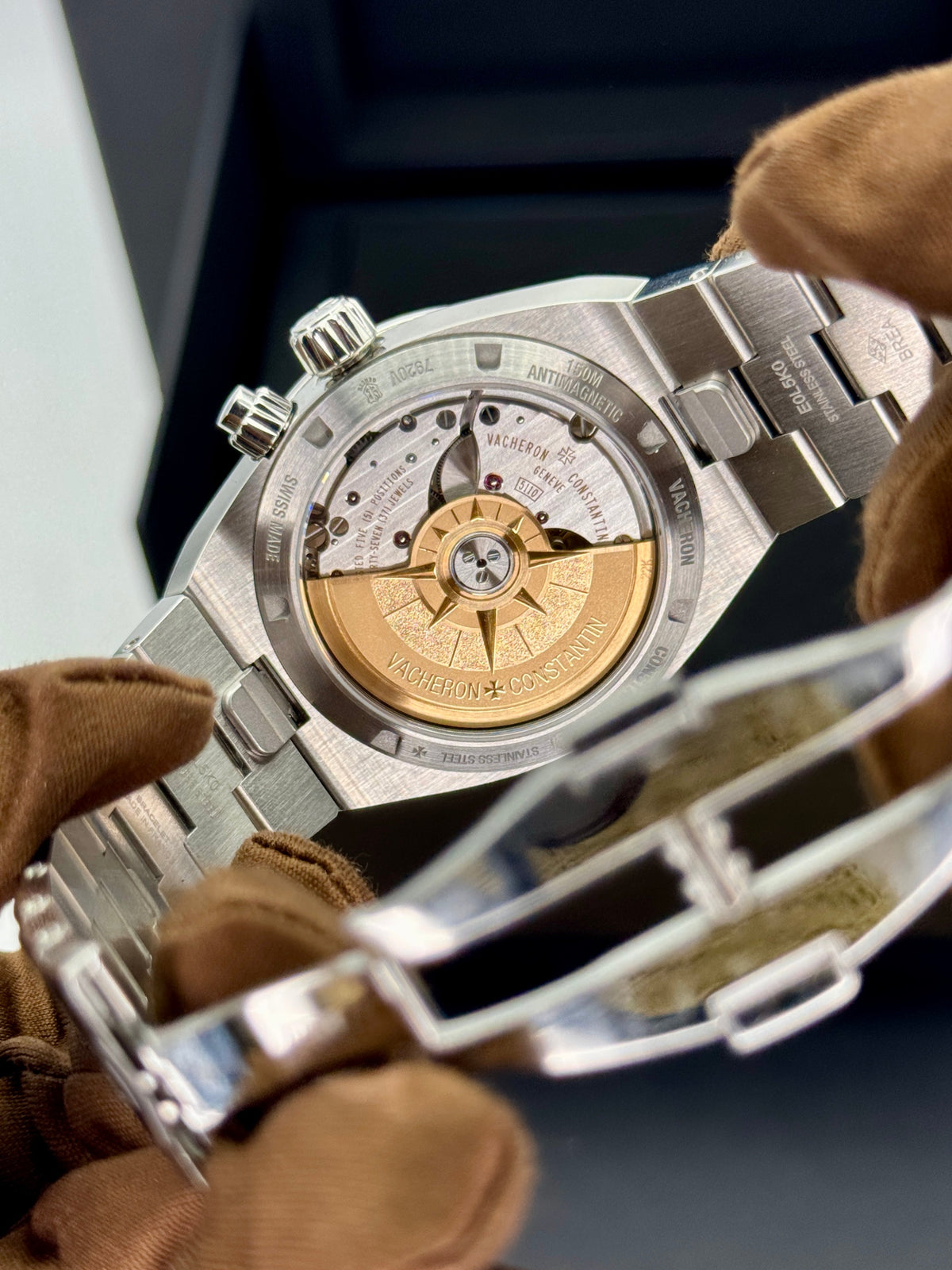 Vacheron Constantin Overseas Dual Time 41mm 7920V Blue Dial – image 9
