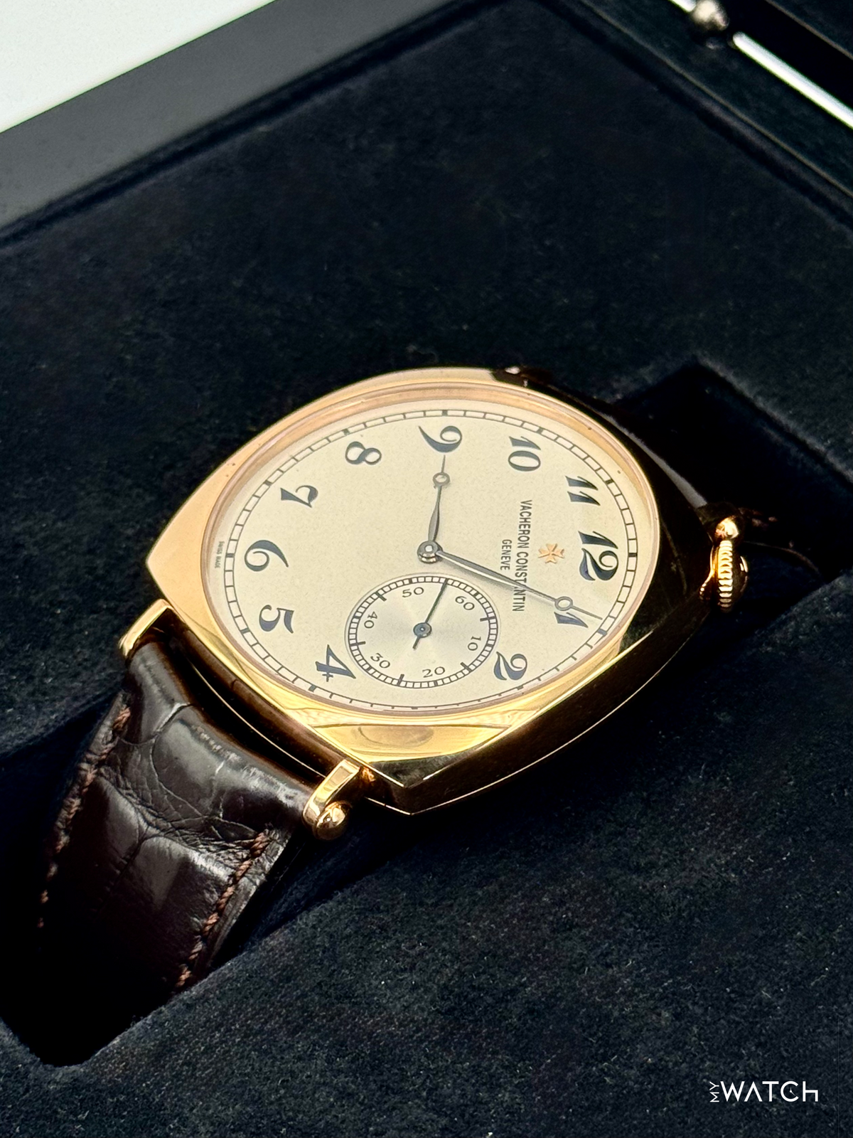 Vacheron Constantin Historiques American 1921 40mm 82035 Silver Dial – on the wrist