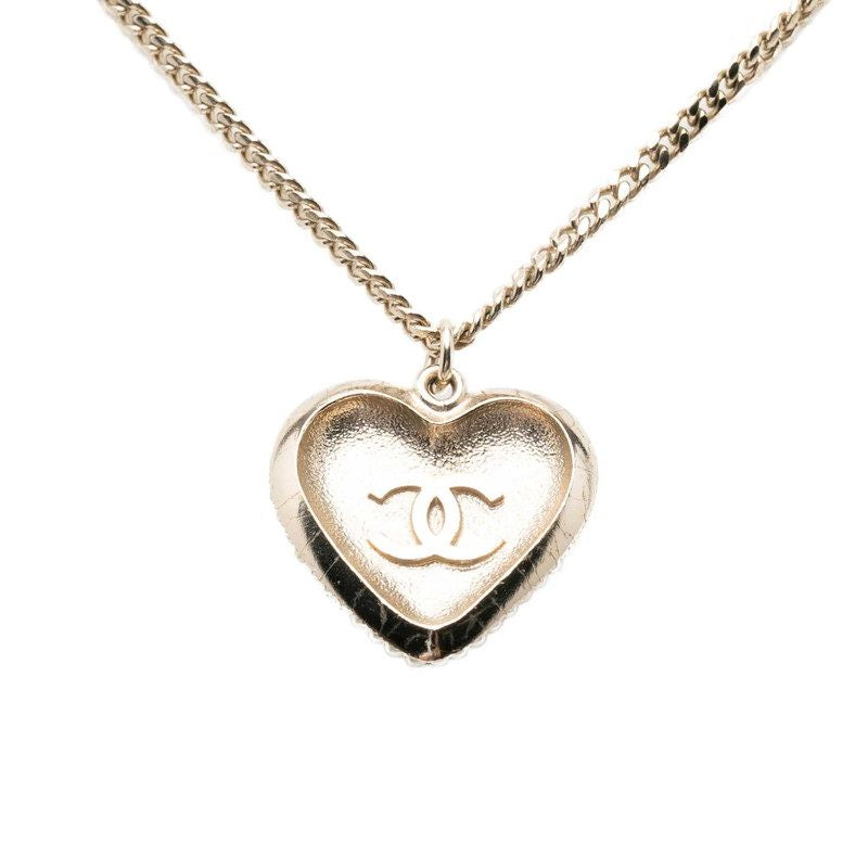 Chanel Heart Coco Mark Brass Pearl Pendant Necklace – clasp detail
