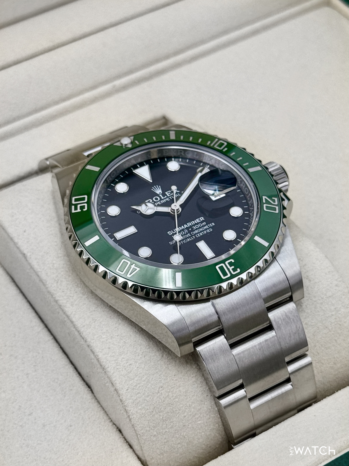 Rolex Submariner Starbucks 41mm 126610LV Black Dial – on the wrist