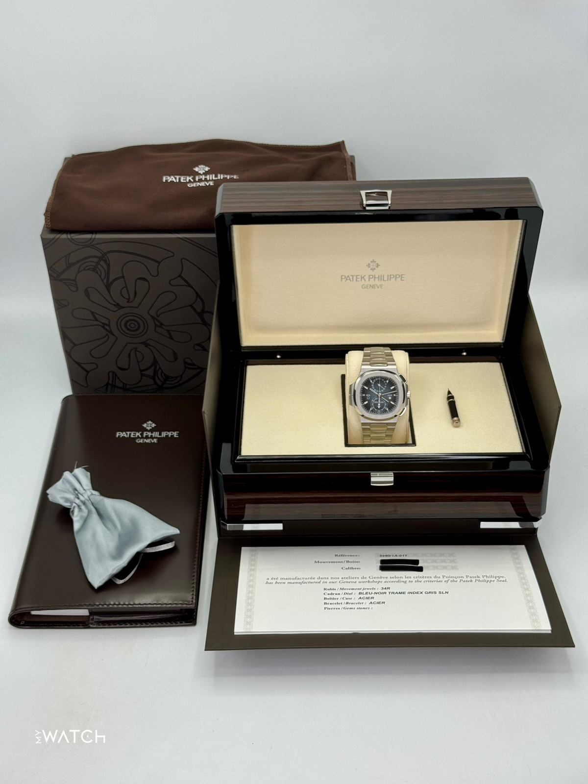 Patek Philippe Nautilus Travel Time Chronograph 40.5mm 5990/1A-011 Blue-Noir Dial – image 11