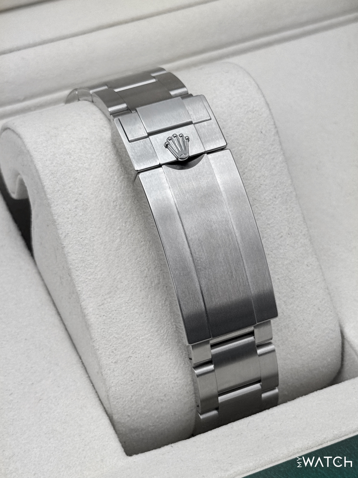 Rolex Submariner Starbucks 41mm 126610LV Black Dial – dial close-up