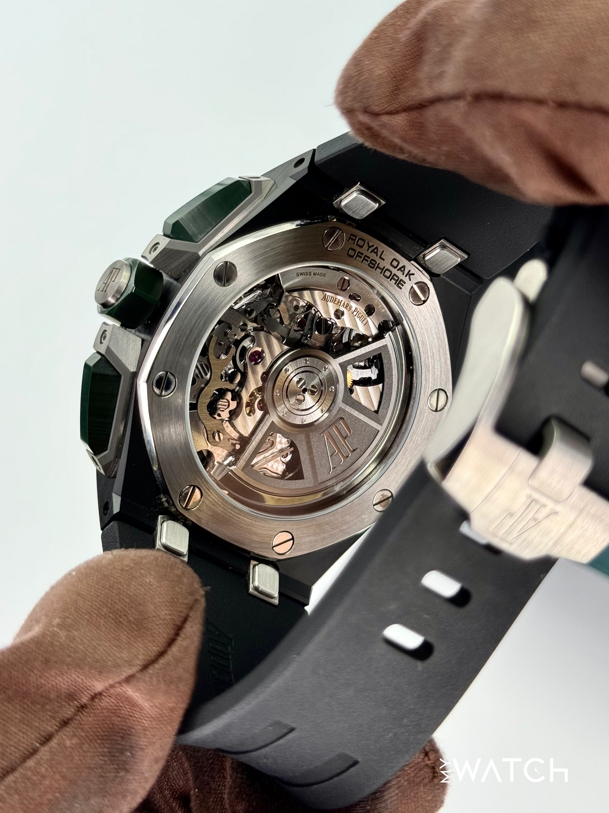 Audemars Piguet Royal Oak Chronograph 43mm 26420CE Ceramic Green Dial – box and papers