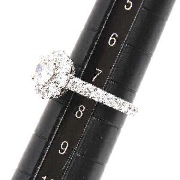 Graff Icon 18K White Gold Diamond Ring – close-up